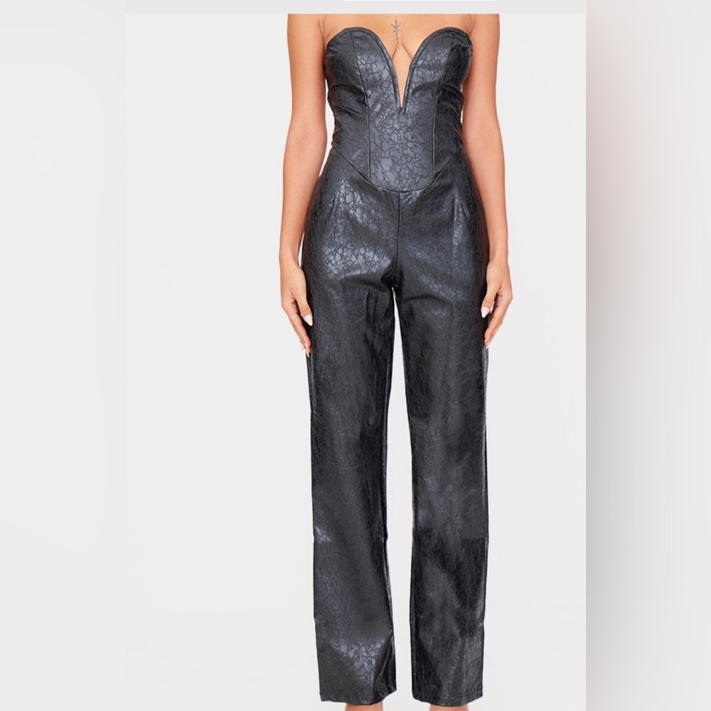 NWT PRETTYLITTLETHING Croc Faux Leather Bandeau Plunge Black Jumpsuit Sz 4